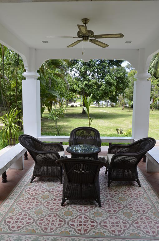 Baan Khun Nang Colonial Residence 매남비치 객실 사진